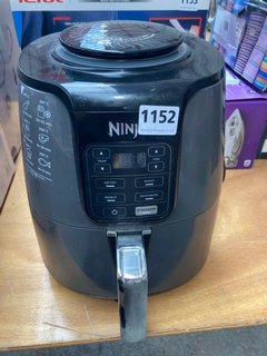 NINJA AIR FRYER - MODEL: AF100UK: LOCATION - A7