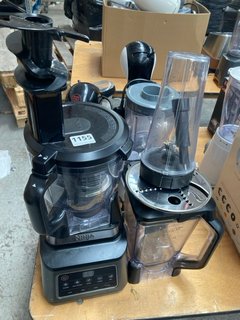 QTY OF ASSORTED KITCHEN APPLIANCES TO INCLUDE NINJA 3-IN-1 FOOD PROCESSOR WITH AUTO-IQ - MODEL: BN800UK AND DELONGHI NESCAFE DOLCE GUSTO INFINISSIMA IN BLACK AND WHITE: LOCATION - A7