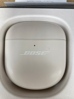 BOSE QUIETCOMFORT ULTRA TRUE WIRELESS EARBUD - RRP £299: LOCATION - AR8