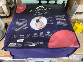 DREAMLAND SUPERKING DUAL SNOWED IN ORGANIC COTTON WARMING MATTRESS PROTECTOR: LOCATION - AR6