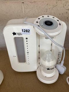 TOMMEE TIPPEE PERFECT PREP FORMULA FEED MAKER: LOCATION - AR6