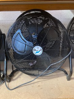 2 X CLARKE AIR WORKSHOP STYLE STAND FANS IN BLACK: LOCATION - BR1