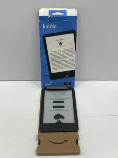 AMAZON KINDLE (11TH GENERATION) E-READER (ORIGINAL RRP - £85) IN BLACK: MODEL NO C2V2L3 (BOXED WITH USB-C CABLE) [JPTM120148]