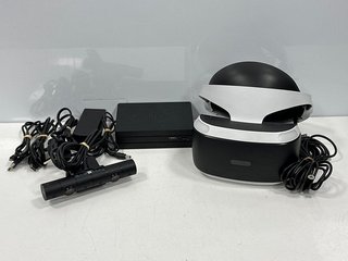 SONY PLAYSTATION VR HEADSET AND CAMERA GAMES CONSOLE ACCESSORIES IN BLACK / WHITE. (WITH PROCESSOR UNIT AND LEADS) [JPTM118908]