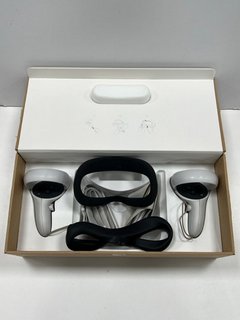 META QUEST 2 GAMES CONSOLE ACCESSORIES IN WHITE. (BOXED TO INCLUDE X2 CONTROLLERS, X2 HEADSTRAPS & EYEPIECE) [JPTM118020]