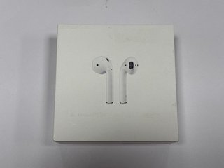 APPLE AIR PODS WIRELESS EARPHONES IN WHITE: MODEL NO A2031 A1602 A2032 (WITH BOX) [JPTM119043]