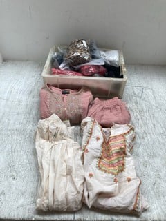 QTY IF ASSORTED CHILDRENS CLOTHING SIZE 10/12: LOCATION - A6