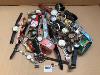 A LARGE COLLECTION OF ASSORTED WRISTWATCHES: LOCATION - AR8