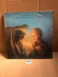 AN ORIGINAL VINYL LP : EVERY GOOD BOY DESERVES FAVOUR - THE MOODY BLUES: LOCATION - AR8