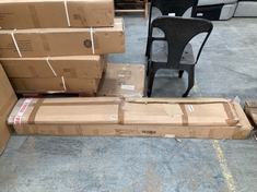 2 X ASSORTED FURNITURE ITEMS TO INCLUDE BIRLEA 90CM END LIFT OTTOMAN BED PARTS (BOX 2 OF 2 PART) (KERBSIDE PALLET DELIVERY) (KERBSIDE PALLET DELIVERY)