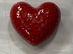 24 X STONE THE CROWS EXTRA SMALL HEART - RED - SKU: 893601 - TOTAL RRP £96