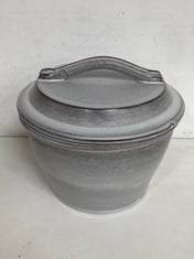 1 X STONE THE CROWS GT.HANDLED BREAD BIN/LID-DIST.WHT - SKU: 675364 - TOTAL RRP £150