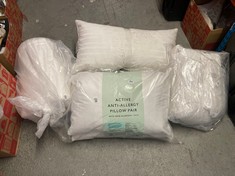 5 X ASSORTED BEDDING ITEMS TO INCLUDE JOHN LEWIS ACTIVE ANTI-ALLERGY PILLOW PAIR