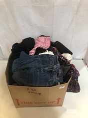 BOX OF ASSORTED ADULT CLOTHING TO INCLUDE NOT YOUR DAUGHTERS JEANS BLUE SIZE 4P