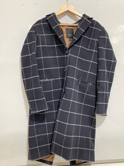 GIANNI FERAUD ELLA - 17-798C CHECK LONG COAT IN NAVY - RRP £275