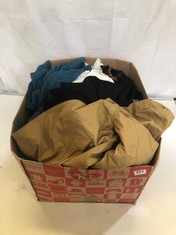 BOX OF ASSORTED ADULT CLOTHING TO INCLUDE H&M LONG SLEEVE RIBBED TOP BROWN SIZE EUR-38