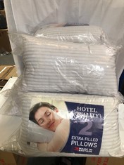 APPROX 6 X ASSORTED BEDDING TO INCLUDE HOTEL QUALITY 2 EXTRA FILLED PILLOWS