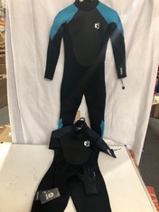 2 X ASSORTED G-FORCE WETSUITS TO INCLUDE 3MM SDL FL T2 SHORTIE WETSUIT BLACK SZIZE M