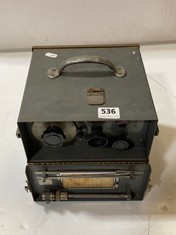 A VINTAGE MILITARY OSCILLATOR UNIT