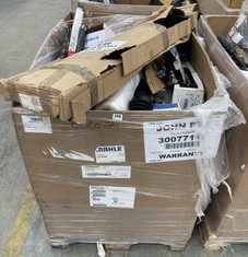 PALLET OF ASSORTED CAR PARTS / ITEMS TO INCLUDE TOPTECH REVOLUTION WHEEL COVERS IN BLACK (KERBSIDE PALLET DELIVERY)