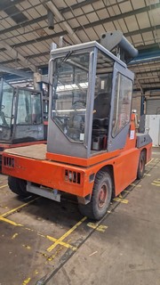 2005 FANTUZZI SIDE LOADER MODEL: SF60U CAPACITY 6000KG RUNNING HOURS 98902