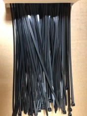 26 X BLACK CABLE TIES RRP £101: LOCATION - B