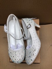 QUANTITY  OF ASSORTED ITEMS TO INCLUDE CHILDRENS KIDS GLITTER SPARKLY DIAMANTE WEDDING PARTY HEELED SHOE SIZE 12 : LOCATION - E