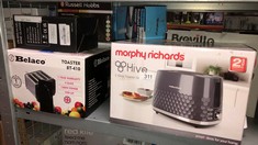 QUANTITY OF ITEMS TO INCLUDE MORPHY RICHARDS 220033 HIVE TOASTER GREY: LOCATION - D RACK