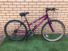 CRYSTAL VENTURE MOUNTAIN BIKE 17" FRAME 26" WHEELS 15 SPEED TRIGGER GEARS : LOCATION - BIKE RACKS(COLLECTION OR OPTIONAL DELIVERY AVAILABLE)