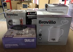 QUANTITY OF ITEMS TO INCLUDE BREVILLE CURVE ELECTRIC KETTLE | 1.7 LITRE | 3KW FAST BOIL | WHITE & CHROME [VKT117]: LOCATION - G RACK