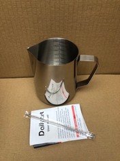 QUANTITY OF ASSORTED ITEMS TO INCLUDE DAILYART COFFEE MILK FROTHER JUG 200ML/350ML/600ML/900ML METAL MILK JUG STAINLESS STEEL COFFEE JUGS BARISTA COFFEE ACCESSORIES FOR COFFEE LATTE CAPPUCCINO FROTHI