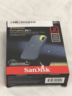 SANDISK 2TB EXTREME PORTABLE EXTERNAL DRIVE SSD (RRP - £173): MODEL NO SDSSDE61-2T00 [JPTE62415]: LOCATION - A RACK