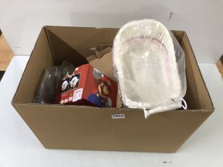 BOX OF ASSORTED ITEMS INC PALADONE SUPER MARIO BOO LIGHT