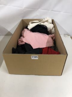 BOX OF ASSORTED CLOTHING INC. FLEETWOOD MAC T-SHIRT - SIZE: L