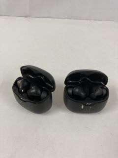 4 X JBL WIRELESS EARBUDS