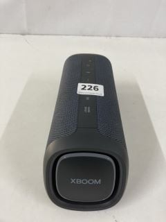 LG XBOOM PORTABLE SPEAKER MODEL:XG7QBK