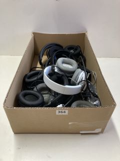 BOX OF ASSORTED GAMING HEADSETS INC TURTLE BEACH