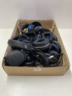 BOX OF ASSORTED GAMING HEADSETS INC TURTLE BEACH