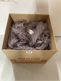 BOX OF FLUFFY OSTRICH BOA