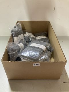 BOX OF KNITTED LEG WARMERS (GREY)