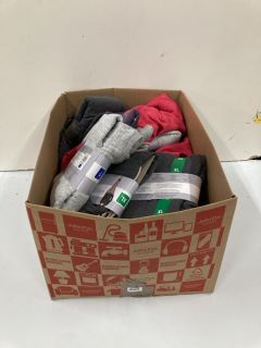 BOX OF ASSORTED CLOTHES INC LIVE LOVE LOUNGE SET