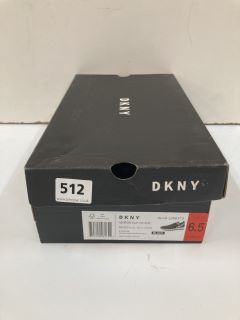 DKNY ASHTON-SLIP ON SIZE UK 4