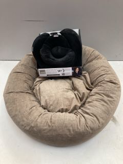 2 X ITEMS INC CONTOUR TRAVEL NECK PILLOW