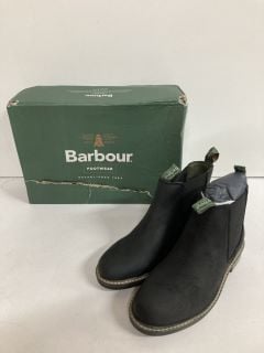 BARBOUR FARSLEY SHOES SIZE:6