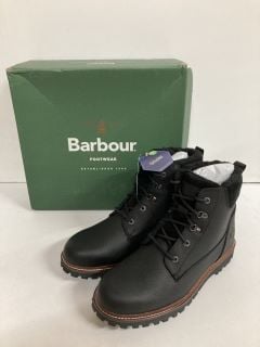 BARBOUR STORR BOOTS BLACK SIZE:10