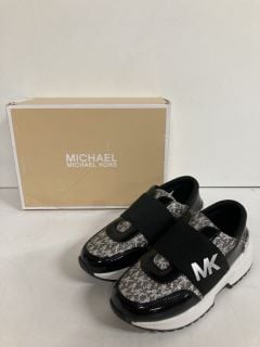 MICHAEL KORS KIDS COSMO TRAINERS SIZE:12.5