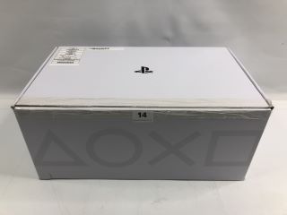 SONY PSVR 2 VR HEADSET IN WHITE. (WITH BOX + CONTROLLERS)  [JPTN40304]