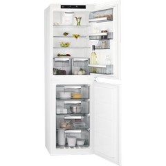 AEG 6000 54.8CM INTEGRATED 50/50 FROST FREE FRIDGE FREEZE MODEL:SCE818E6NS (IN PACKAGING) RRP: £849