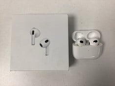 APPLE AIRPODS 3 GENERATION HEADPHONES (ORIGINAL RRP - €179.00) IN WHITE (WITH BOX - WITHOUT CHARGER) [JPTZ6625]