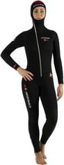 CRESSI WETSUIT, WOMEN'S, BLACK/RED, SIZE L/4 - LOCATION 4C.